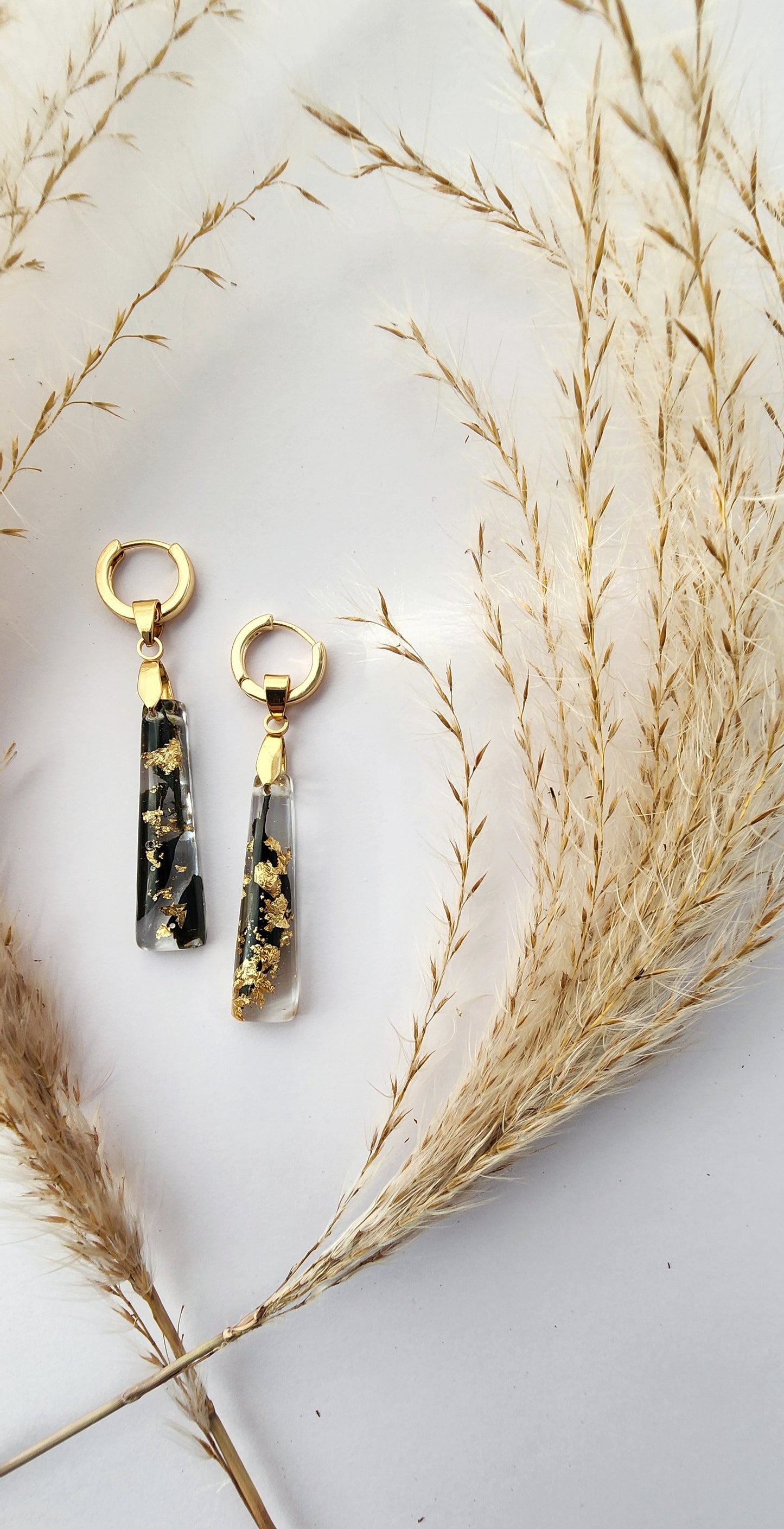 Small Patu- Black and Gold Collection